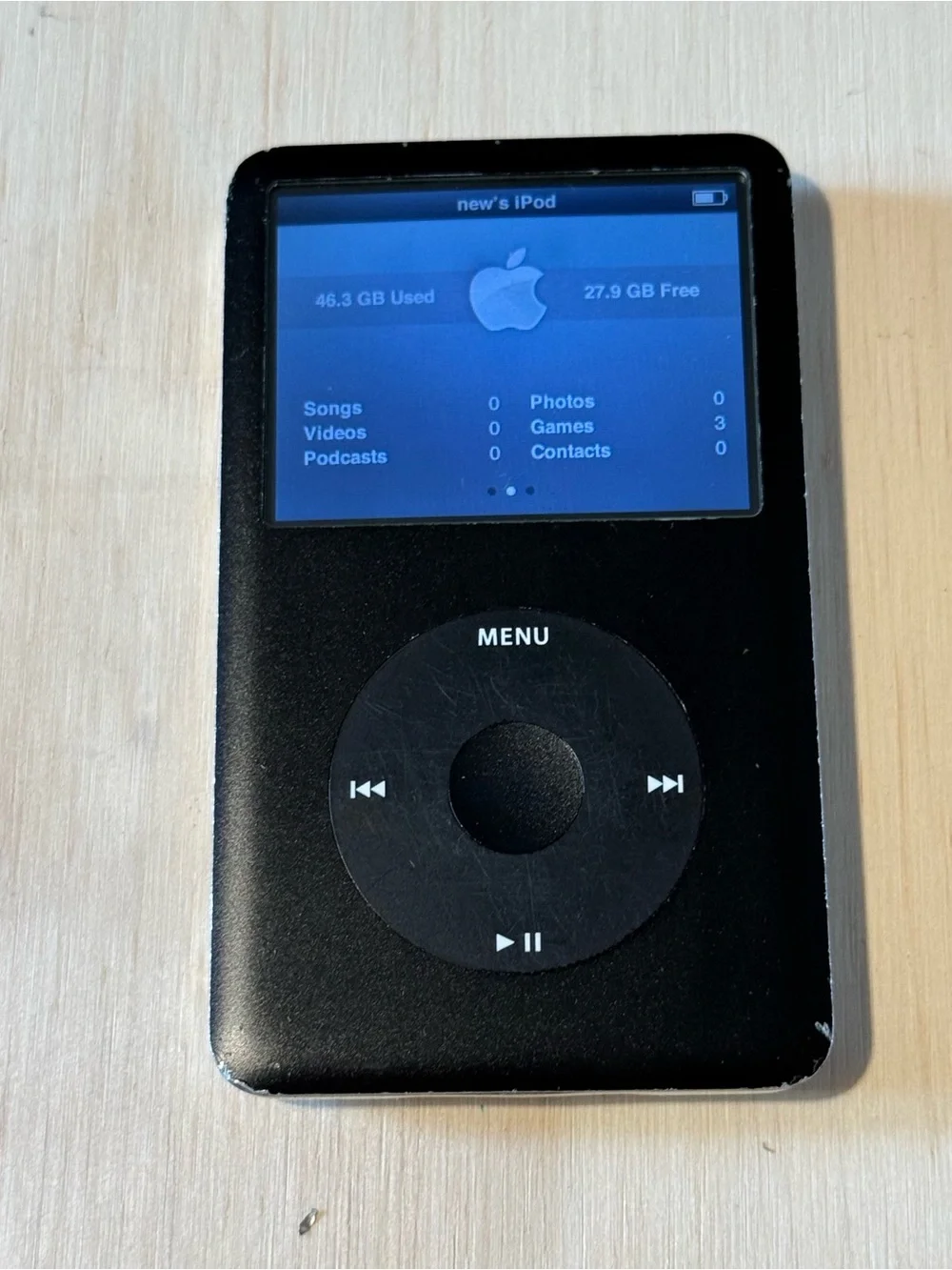 iPod Model:A1238 6ThGen 80GB Turns On Bad Hard Drive Parts/Repair Only Read Blw